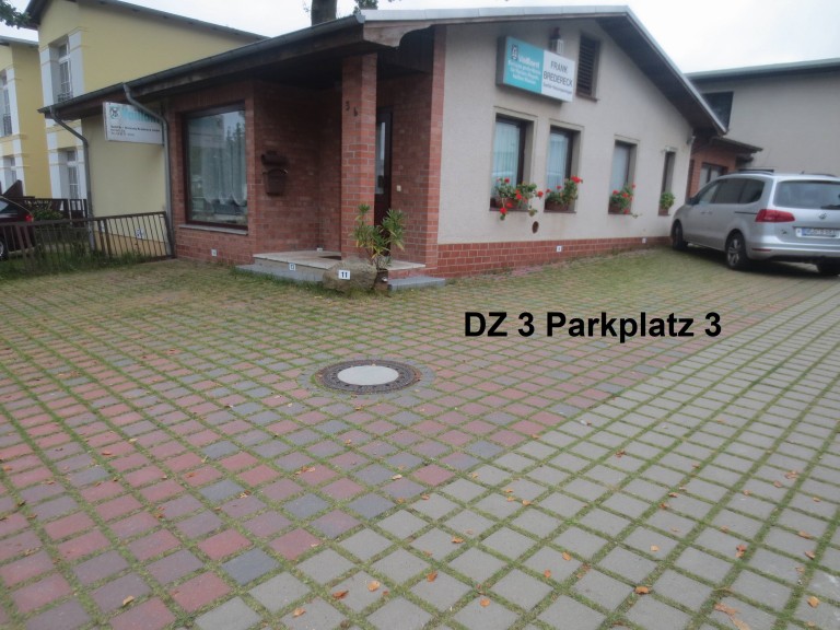 Parkplatz Kirchstraße 3b